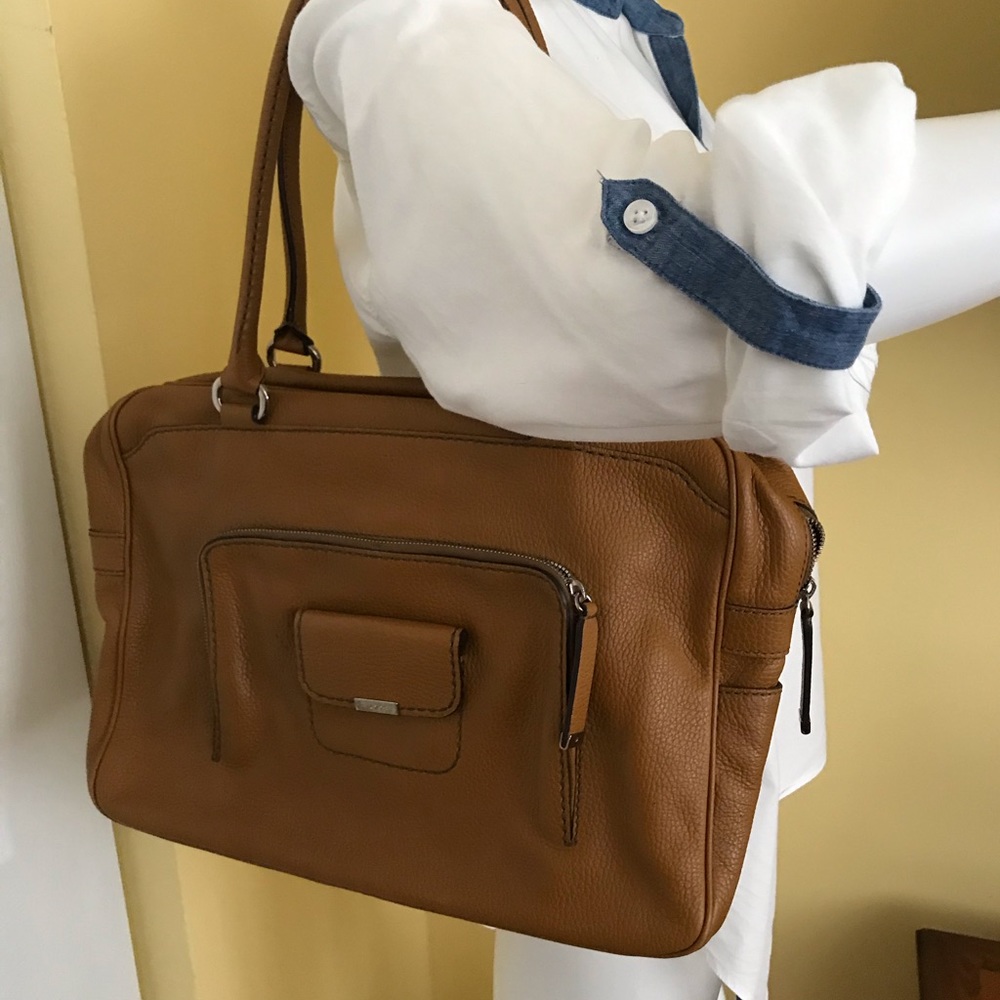 Tod's Pebbled leather satchel bag Brown color